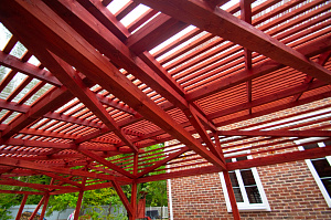 навес из реек деревянных