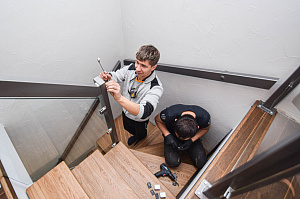 монтаж лестницы