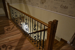 комбинасия ковки и дуба