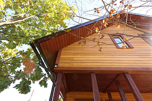 Когда дерево слушается инженера: фасад, терраса и свесы под нашим контролем