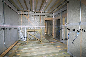 Современный каркасный дом с эксплуатируемой кровлей у Озера Врево