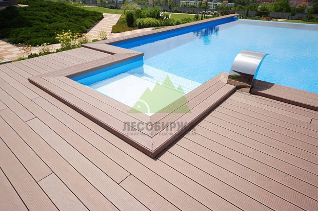 Террасная доска из ДПК или МПК: сравнение и что выбрать под ваш объект