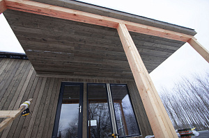 Не просто обшивка, а инженерное решение: монтаж планкена на обрешетку с вентзазором для идеального микроклимата и долгой службы