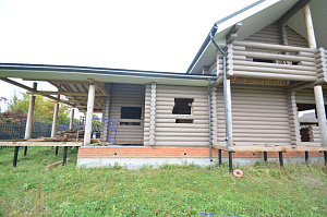 Качество не всегда стоит дорого: выбор масла Renner YS M046 для сруба в Приозерье с гарантией 8 лет