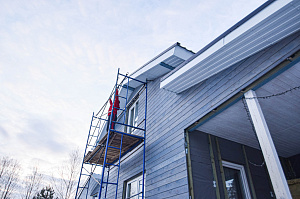 отделка крашеным планкеном