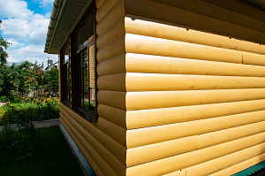 обшивка сосновым блок хаусом