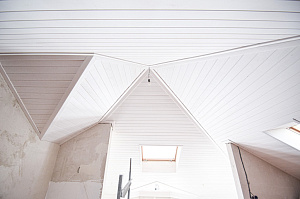 оформление потолка