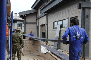 Масштабная реконструкция загородного дома: термоясень, фахверк с историей и идеальная геометрия каждого элемента