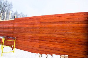 крашенный планке для забора