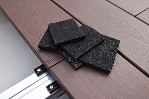 Инженерное совершенство: регулируемые опоры, алюминиевые лаги и термоясень для вашей кровли