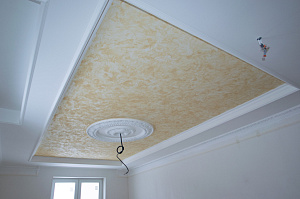 монтаж полиуретановой лепки