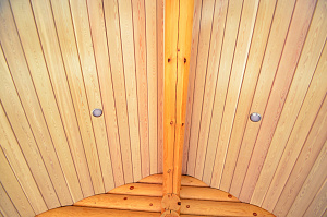 отделка свесов крашенный планкеном