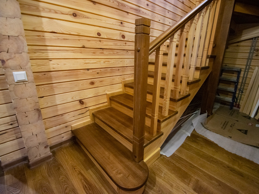 Безопасность и статус: как мы создали лестницу, которая служит десятилетиями и радует каждый день