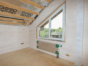 Внутренняя гармония: безупречная покраска брусового дома лазурью Renner в ДНП Деревенька от Лесобиржа-Спб