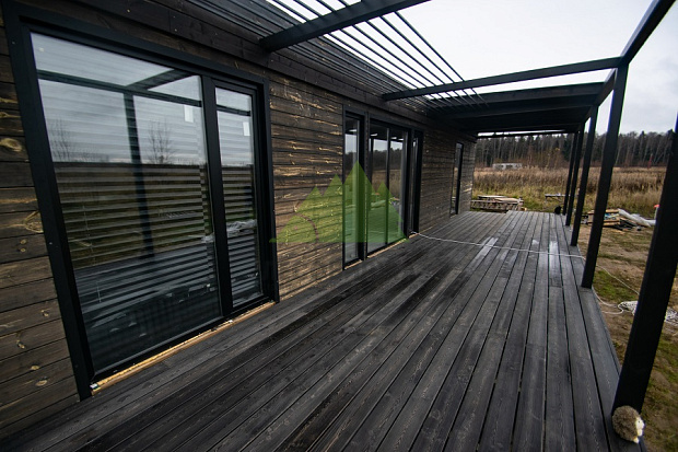 Урок №17. Покраска террасы натуральными маслами и гидромаслом: регламент для климата Санкт-Петербурга