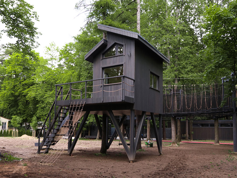 Уникальные всесезонные домики на дереве в LESO Парке