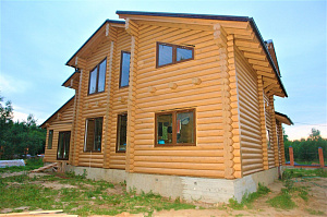 дом крашеный