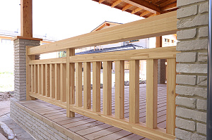 Почему владельцы домов из керамики выбирают планкен: реализованный проект с европейским качеством окраски и крепежом, который не оставляет следов