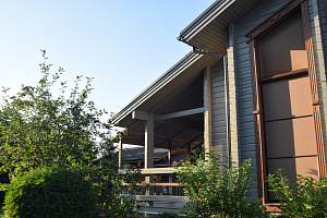 Финская надежность и русское брусовое зодчество: реставрация дома в Никольском краской Tikkurila Vinha