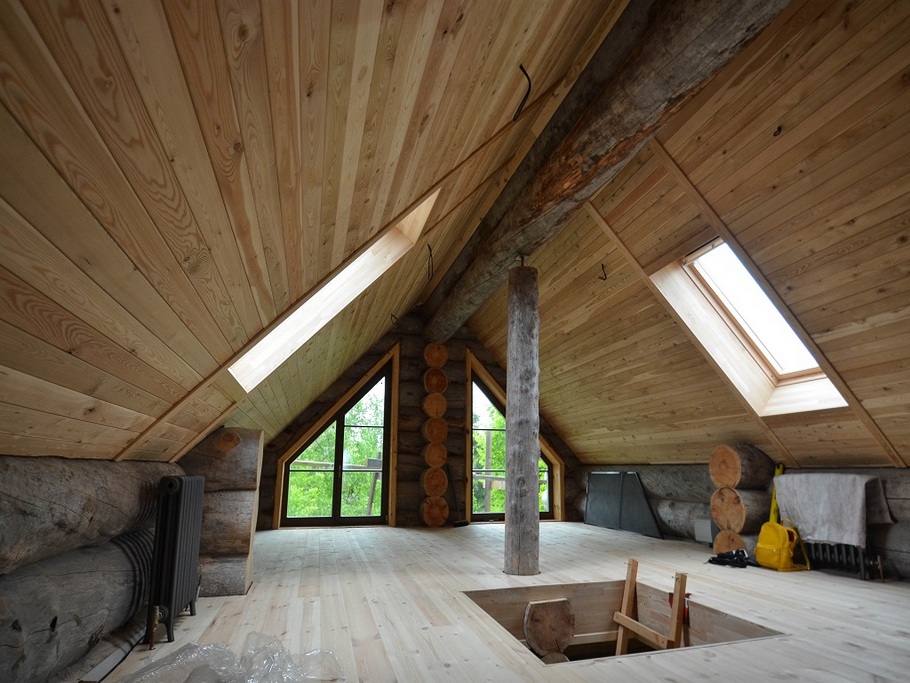 Кедр с живыми сучками и лиственница с характером: идеальный союз для дома из сухостоя