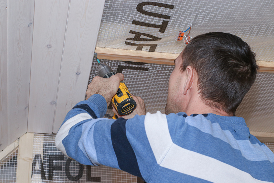 Как крепить вагонку: кляймер, гвоздь или степлер — выбираем лучший вариант