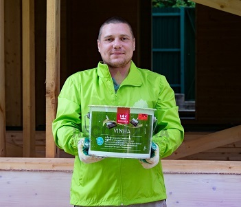 Покраска деревянного дома снаружи