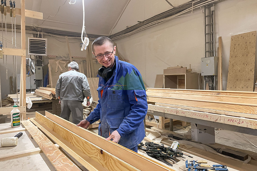 От доски до изделия: как в Петербурге заработал наш столярный контур