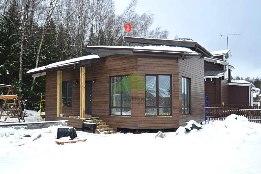 лак Tecnos AQUATOP 2600 на фасадной облицовке лак Tecnos Aquatop 2600 на фасадной облицовке