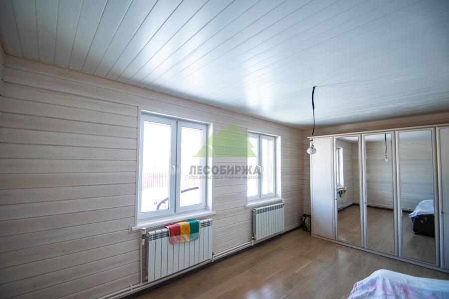 сочетание вагонки и имитации бруса во внутренней отделки