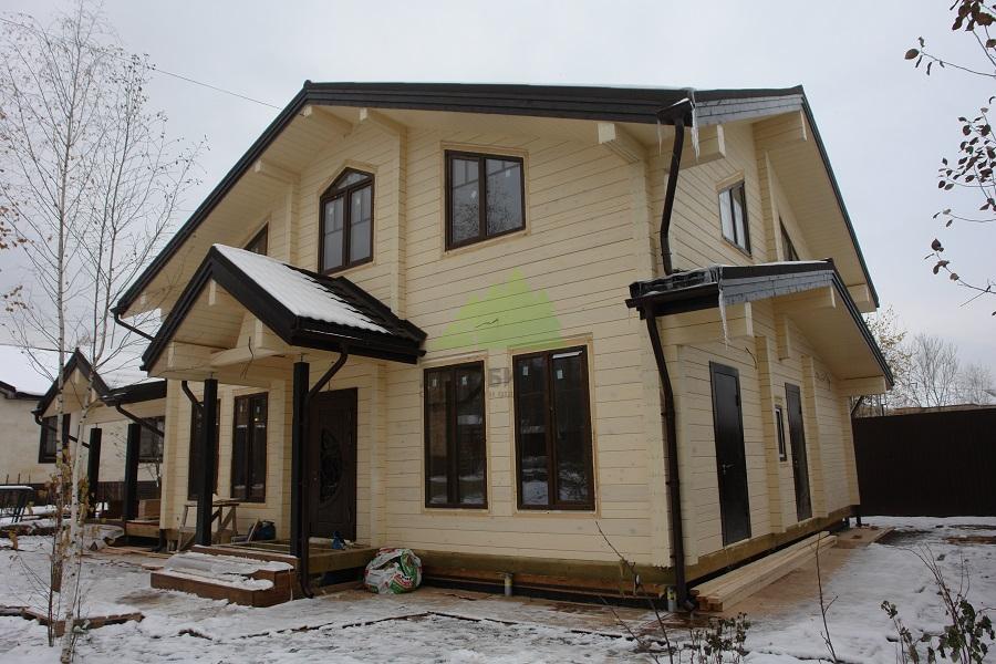 Фасад под укрывной краской