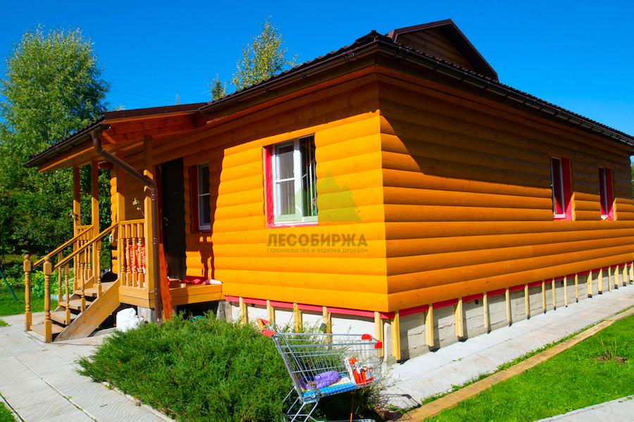 дом обшитый блок хаусом и покрашенный маслом Renner YS М300 дом обшитый блок хаусом и покрашенный маслом Renner YS М300