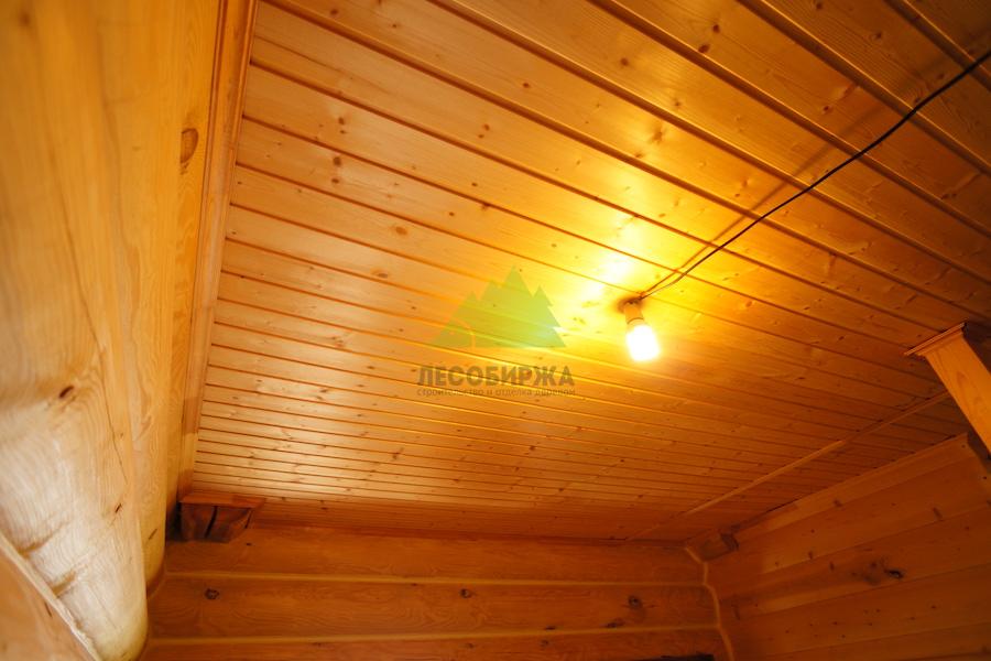 потолок из евровагонки