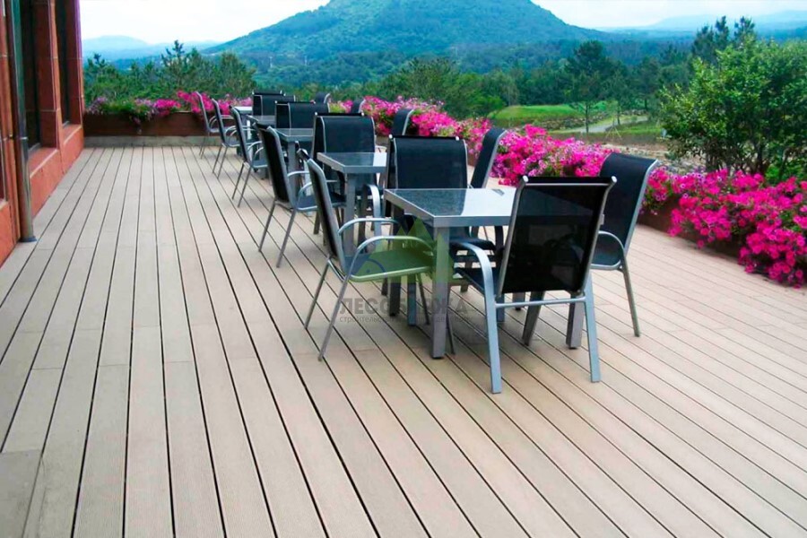 Терраса из МПК