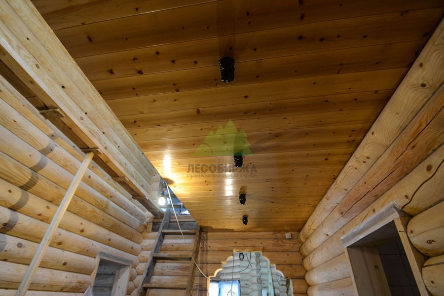 Вагонка на потолке скрытым крепежом