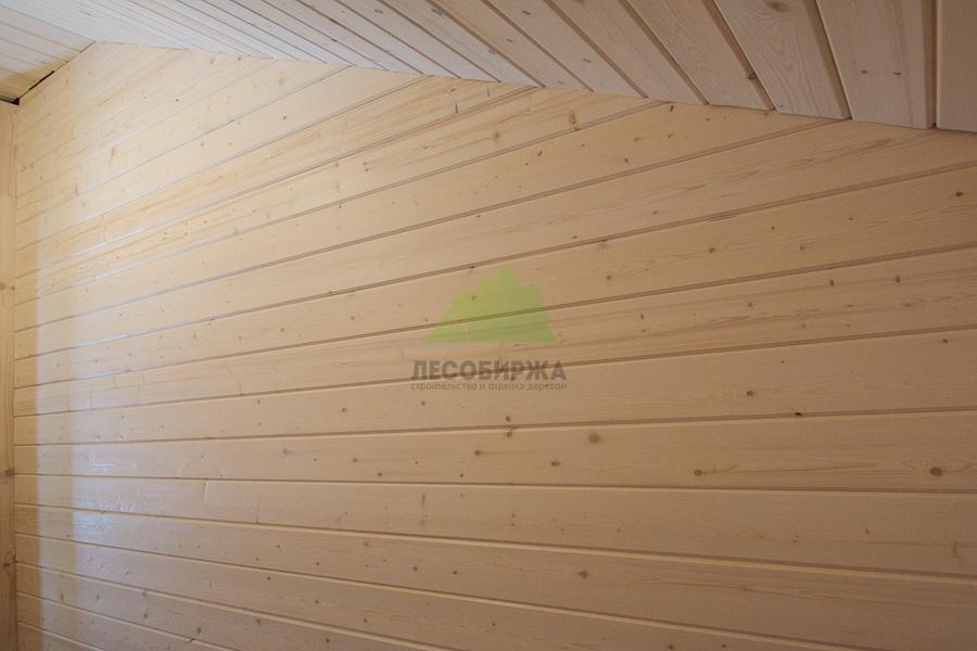 обшивка гардеробной имитацией бруса