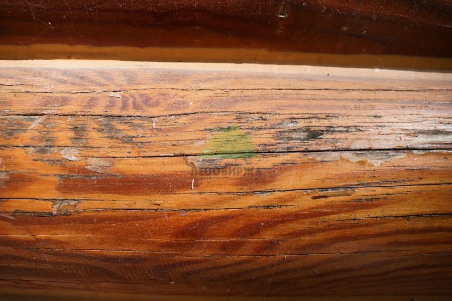 Образовавшиеся трещины на срубе obrazovavshiesya-treshchiny-na-brevne.jpg