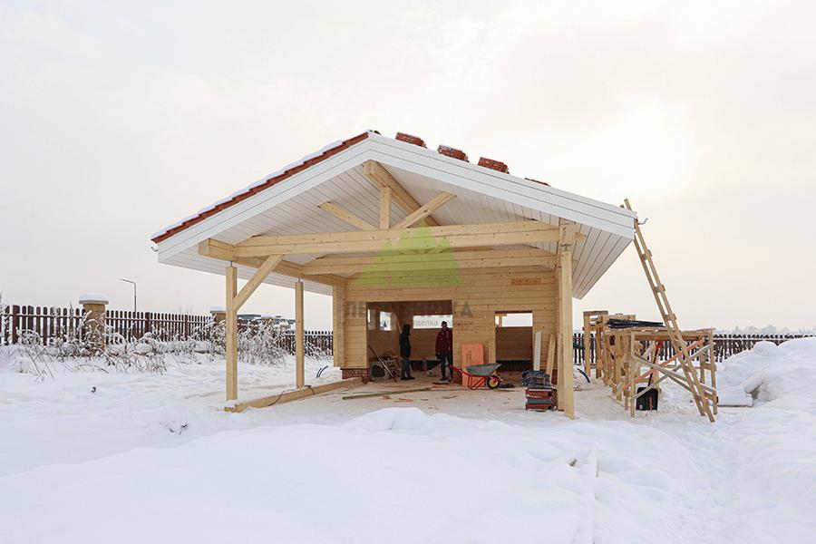 Отделка потолка планкеном