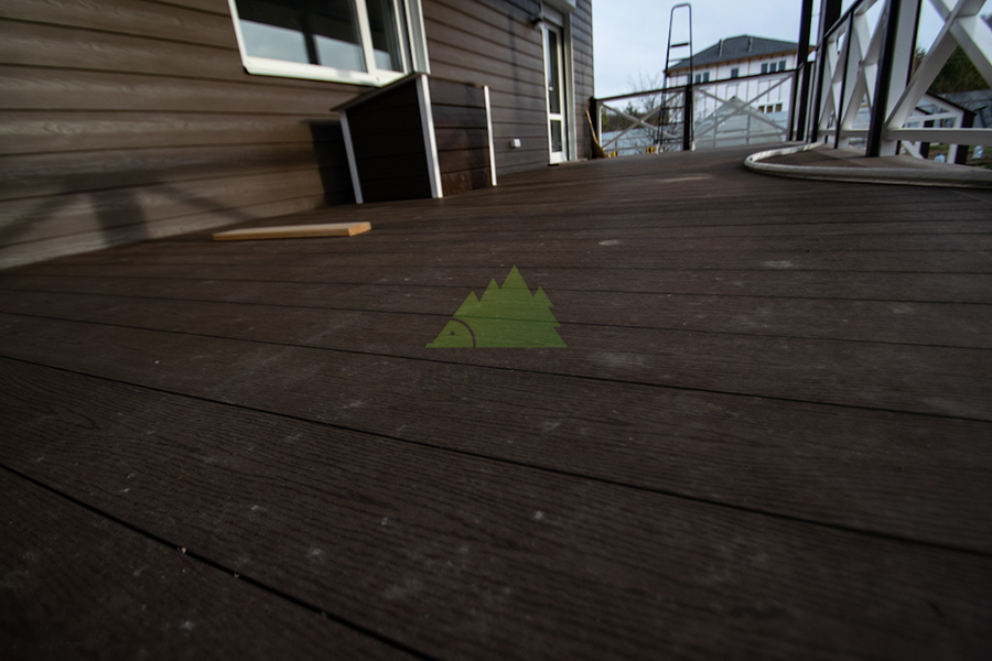 Терраса из ДПК