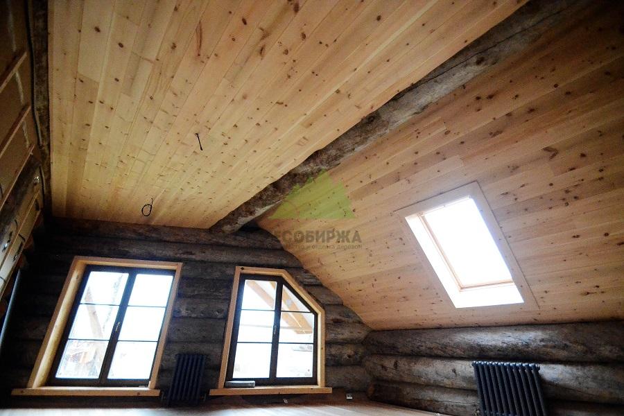 Вагонка из кедра в доме из сухостоя