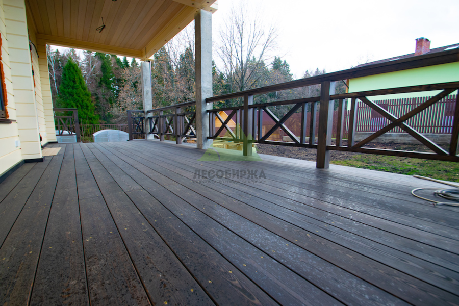 Палубная доска покрашенная маслом