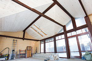 Как сделать потолок из вагонки и избежать щелей: практический гид