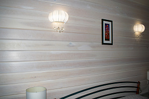 Имитация бруса из ангарской сосны: краснокорая древесина без сучков