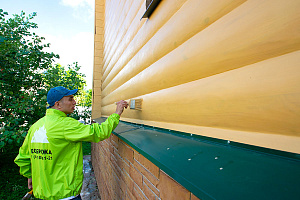 Покраска фасада красками Nordika, Vinha и лаком Aquatop Teknos: чем промышленная система лучше «общестроя»