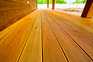 Технология укладки террасной доски: основание, лаги, уклон и зазоры