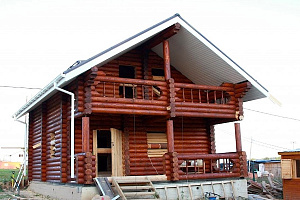 Как покрасить дом лазурью: 10 ошибок, которые превращают фасад в “форумный хоррор”