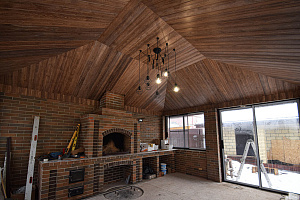 Что нужно знать о вагонке из дерева перед покупкой и монтажом в интерьере