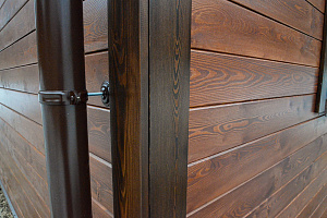 Как выбрать аквалаки для обработки вагонки: сравнение систем и типичные ошибки