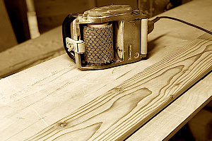 Состаренная вагонка в интерьере: живая фактура, которая делает пространство «дороже»